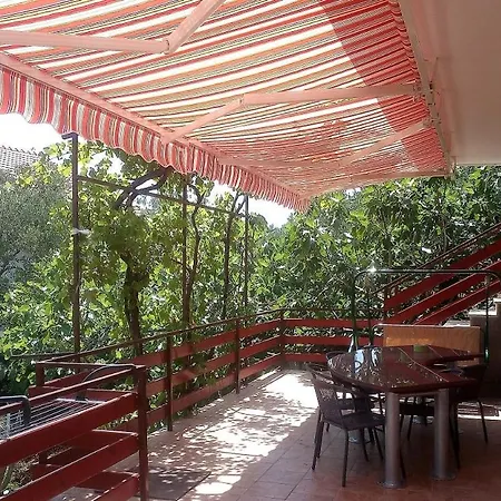 Garden Braut Апартаменты Корнич